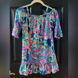 Lilly Pulitzer girls size L/8-10 off the shoulder dress